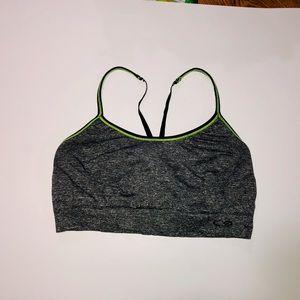 NWOT Women’s Sports Bra